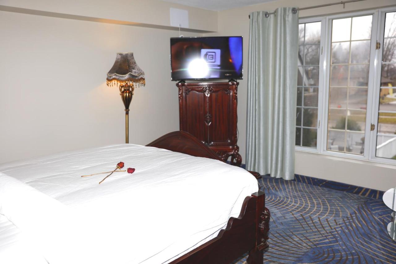 Hotel Fullerton Manor Niagara Falls